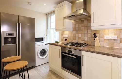 Norwich House | Family-Friendly 4-Bedroom Retreat in Norwich, Norfolk