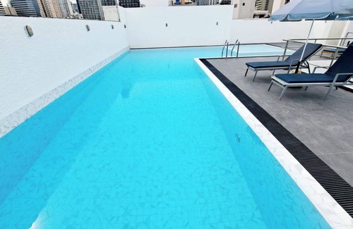 Khlong Toei Nuea Apartment | Modern 2-Bedroom Retreat in Downtown Bangkok Near Transit
