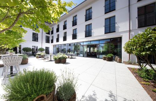 Wangen im Allgaeu Hotel | Experience Comfort at 4K: Guest Rated 9/10 with Great Amenities
