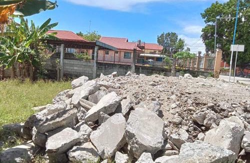 Oslob House | Budget-Friendly 4S Beach Have with Oceanfront Views