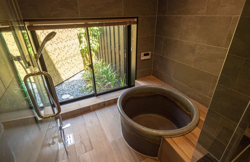 Miyoshi House | Exceptional 4S STAY Awaikeda Honmachi St. with Breakfast