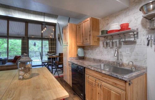Purgatory House | Ideal Getaway: Ski, Golf & Relax at Tamarron #757