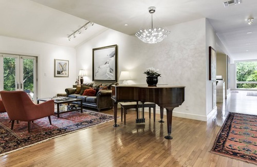 West Lake Hills House | Guest Rated 10/10: Relaxing Retreat with Pool & Spa