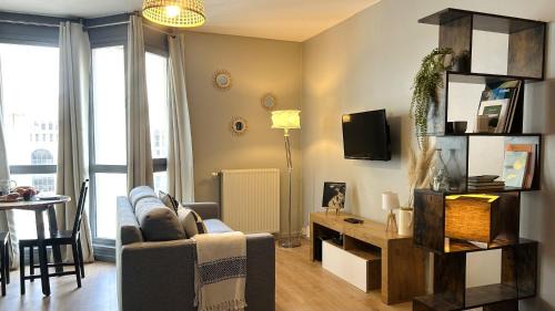 Antigone Apartment | Discover 5ème Ciel: Family-Friendly Concierge Experience