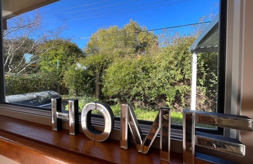 Watson House | Spacious Family Retreat with Hot Tub & Free Parking