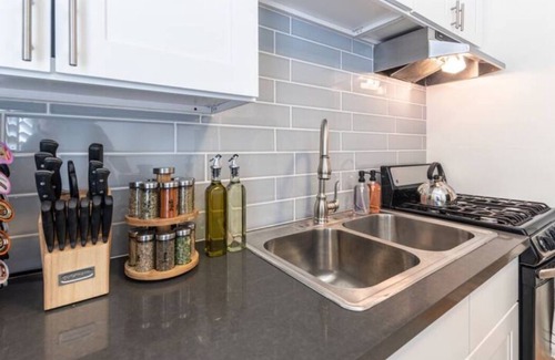 Belmont Shore House | Convenient Beach Access - Family-Friendly Amenities Await!