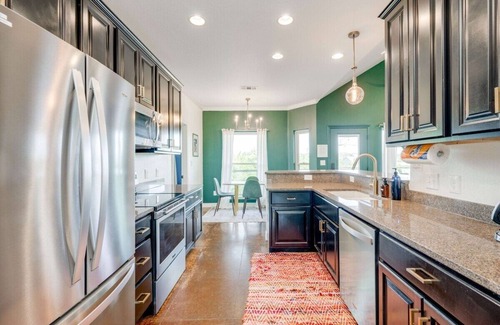 Dripping Springs House | Relaxing Retreat with Pools, Hot Tub & Scenic Lake Views