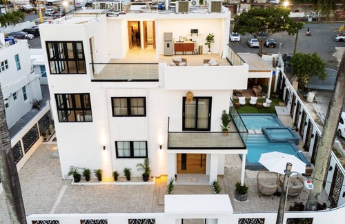 Punta Las Marias Apartment | 5-2BR Upstairs Apt OP
