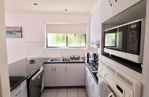 Mallacoota Apartment | Relaxing Ocean View Retreat at 5/36 Maurice Avenue