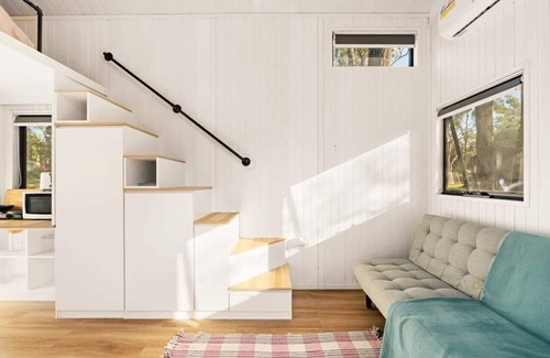 Jimboomba House | Pet-Friendly 5 Acre Retreat in Jimboomba - Ideal for Families