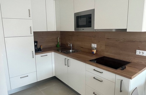 Jesolo Apartment | Elegant 5-Star Oceanfront Apartment Complex with Pool