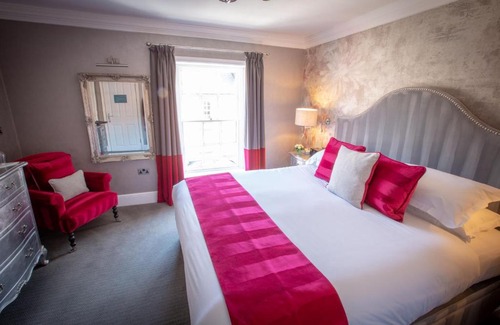 Tarporley House | Accessible Comfort at 5 Arderne for Your Next Stay