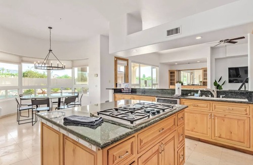 Central Scottsdale House | Stylish 5-Bed Oasis with Heated Pool and Pickleball