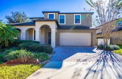 Cypress Pointe House | Family-Friendly Villa with Home Theater & Private Pool