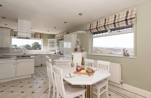 Windermere Cottage | Family-Friendly 5 Bedroom Retreat near Bowness-on-Windermere