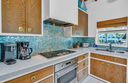Lime Grove Estates House | Stunning Ocean View Retreat with Pool, Hot Tub & Kayaks