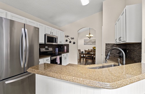 Solana Villa | Impressive 5 Bed Home with Private Pool, Near Disney