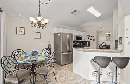 Solana Villa | Impressive 5 Bed Home with Private Pool, Near Disney