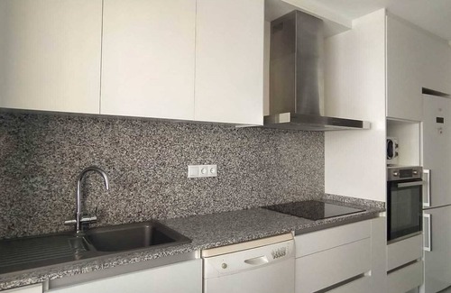 Santa Pola Apartment | Family-Friendly 5-Bed Apartment Steps from Santa Pola Beach