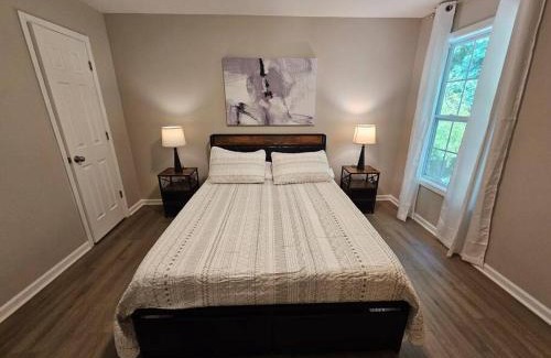 Duluth House | Spacious 5-Bed Gem Near Duluth Fun, Pet & Child Friendly