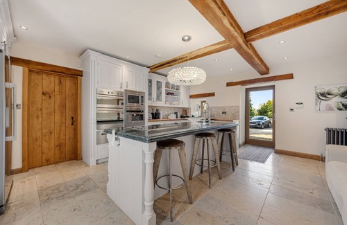 Ripley House | 5-bed Retreat, Sleeps 12 in Harrogate With Hot Tub