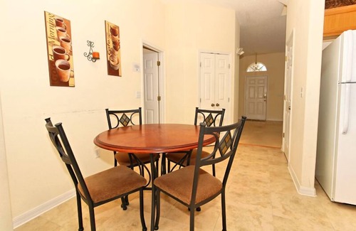Four Corners Villa | Spacious 5-Bed Retreat with Games Room and Private Spa