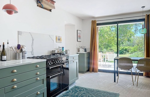 Entraigues-sur-la-Sorgue Other | Top-Rated Vrbo Property with Family-Friendly Amenities