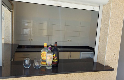 Puerto Marino Villa | Inviting Villa with Private Pool and Ocean View in Gran Alacant