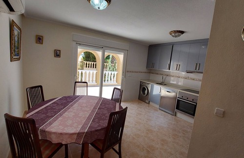 Puerto Marino Villa | Inviting Villa with Private Pool and Ocean View in Gran Alacant