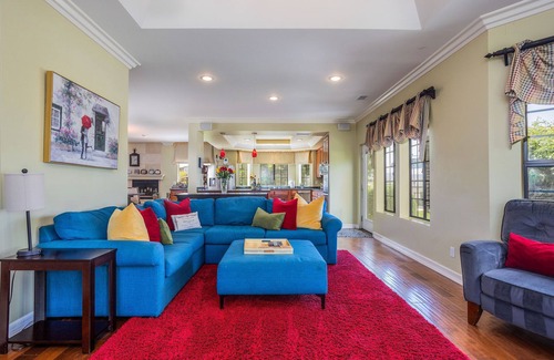 Temecula House | Elegant Vineyard Estate with Pool, Views & Fire Pit