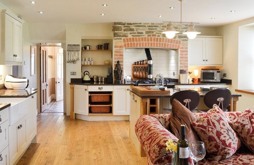 Cranford Cottage | Beautiful 5-Bedroom Retreat in Cranford near Clovelly