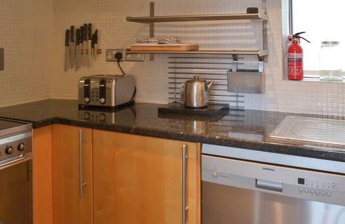 Dartmouth Cottage | Spacious 5-Bedroom Accommodation in Strete near Dartmouth