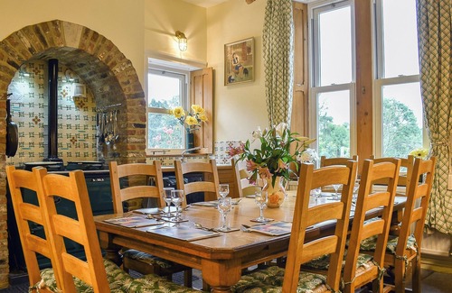 Grosmont Cottage | Ideal 5-Bedroom Retreat in Beautiful Grosmont