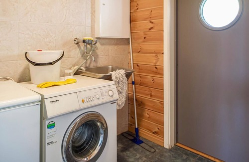 Sjernarøy House | 5 bedroom accommodation in Sjernarøy