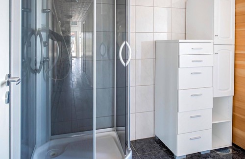 Sjernarøy House | 5 bedroom accommodation in Sjernarøy