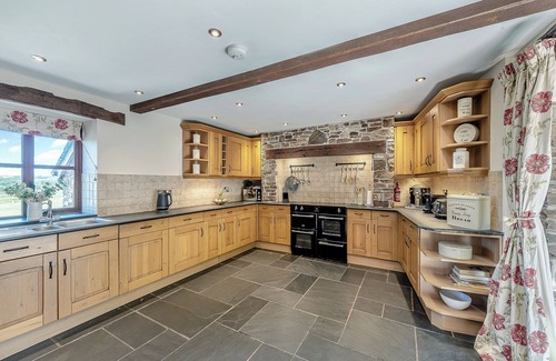 Hartland Cottage | Beautiful 5-Bedroom Retreat with Oceanfront Views in Hartland