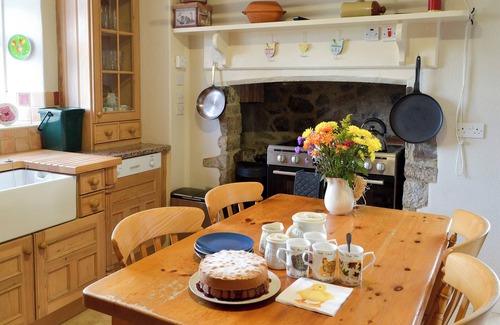 Liverton Cottage | Ideal 5-Bedroom Getaway in Bovey Tracey - Guest Rated 9.8