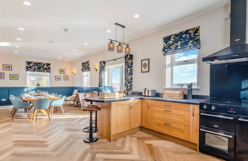Thorpe Cottage | 5 bedroom accommodation in East Stoke, near Newark