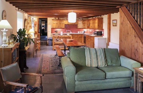 Cwmtirmynach Cottage | 5 bedroom accommodation in Bala