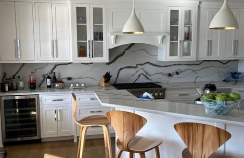 Harvey Cedars House | Spacious Bayfront Retreat with Pool, Steps from the Beach