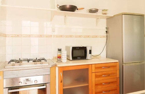 Oeiras Villa | 5-bedroom beach house ideal for groups 5 min walk from Carcavelos beach