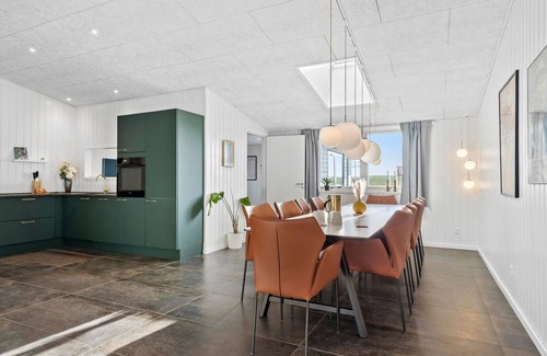 Flovt Strand House | 5 bedroom beautiful home in Haderslev