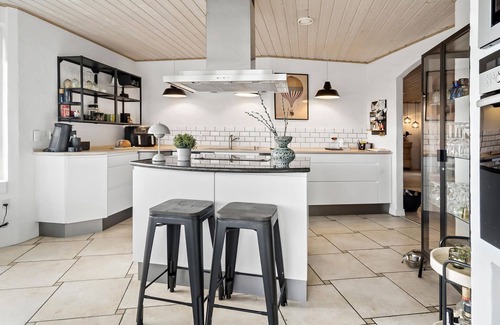 Thyboron House | Cozy Vacation Home with Ocean Views & Pet-Friendly Perks