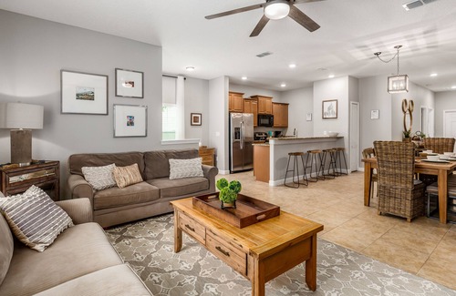 Lindfields House | Family-Friendly Disney Home with Private Pool Near Parks