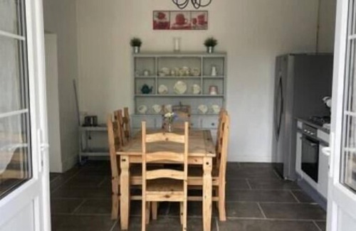 Passirac House | Family & Pet Friendly 5 Bedroom Gite for Relaxing Getaways