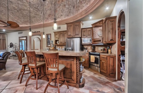 Sandy Beach House | 5-bedroom home in the 5-star Resort of Bella Sirena, Puerto Peñasco on the Beach