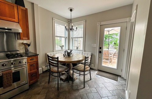 Melrose House | Spacious 5-Bedroom Home Near Boston – Perfect for Families