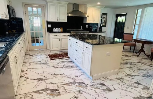 Conneaut House | 5-bedroom House in brilliant Conneaut with AC