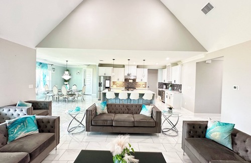 Del Valle House | 5 bedroom house near COTA AUS