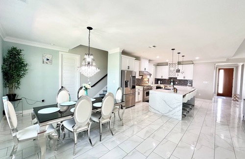 Del Valle House | 5 bedroom house near COTA AUS
